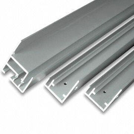 Cadre en aluminium du panneau solaire 6060 T5/T6 avec le joint de vis, cadre solaire en aluminium en bronze