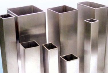 Le tube rectangulaire d'extrusion en aluminium mince de mur/a expulsé les formes en aluminium