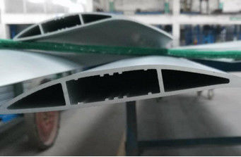 L'entrepôt utilisant les pales de ventilateur industrielles de fronde de paume/auvents en aluminium lambrissent la pale de ventilateur de HVLS