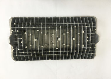 Pièces de moulage de la précision ISO9001-2008 pour l'aluminium de Lampshader de rue/matériel de zinc