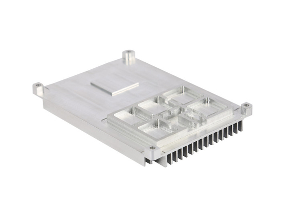 Profils de dissipateur de chaleur électronique en aluminium anodisé naturel avec fraisage / perçage / perçage