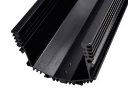 Les extrusions en aluminium anodisées pour le mur de l'électronique/LED lavent Shell léger