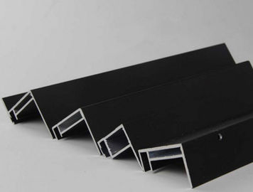 Le noir a anodisé le cadre en aluminium de panneau solaire/les cadres montés par terre en aluminium de panneau solaire