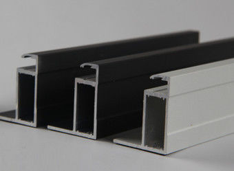 Argenté/noir a anodisé le cadre en aluminium en aluminium de panneau solaire de cadre avec la coupe/le poinçon