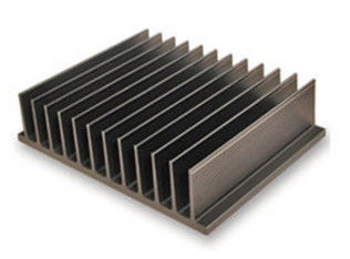 Profils en aluminium noirs lumineux d'extrusion de radiateur/Radiateor électronique