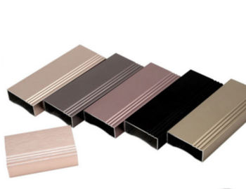 Profil d'extrusion saupoudrez de peinture/d'anodisation aluminium 6061 avec le perçage/coupe