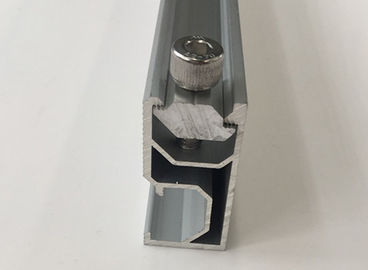 L'aluminium industriel 6063 a adapté les rails aux besoins du client de support solaires avec la peinture de poudre