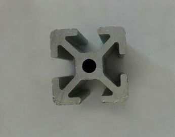 6005 le profil en aluminium industriel, Pvdf a enduit l'aluminium T6 a expulsé profil