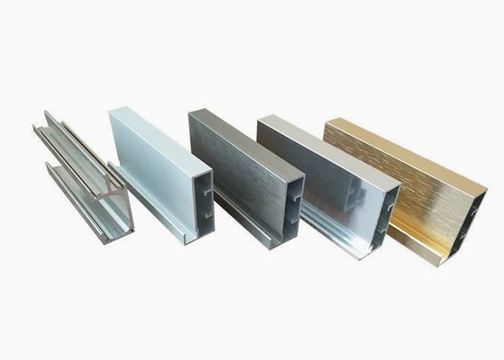 Profil d'extrusion d'aluminium industriel anodisant brillant usinage CNC sur mesure