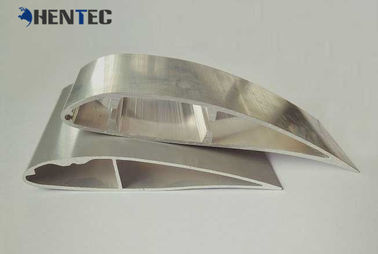 L'aluminium peint par poudre de pale de ventilateur a expulsé des profils pour les lames de refroidissement