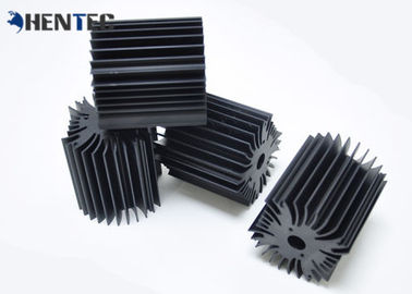 Les profils en aluminium faits sur commande d'extrusion de radiateur pour la puissance élevée ont mené la lumière
