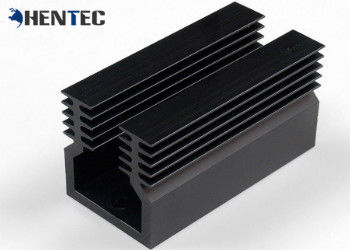 Profils en aluminium d'extrusion de radiateur des pièces d'auto LED en alliage noir de la couleur 6005