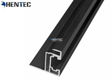 La couleur noire a anodisé le joint en aluminium de vis de cadre de panneau solaire/joint principal de coin