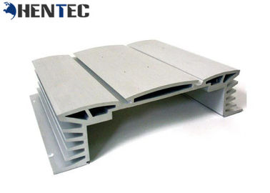 Saupoudrez l'appareil de chauffage en aluminium peint de clôture d'extrusion/moteur en aluminium Shell d'extrusion