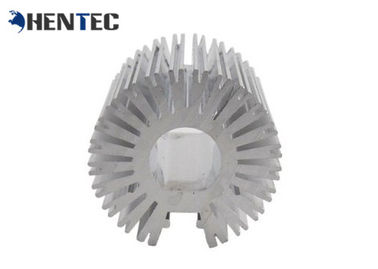 L'extrusion faite sur commande de radiateur profile la haute performance de radiateur en aluminium