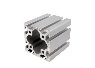 La fente en aluminium industrielle anodisée argentée du profil V a expulsé les formes en aluminium