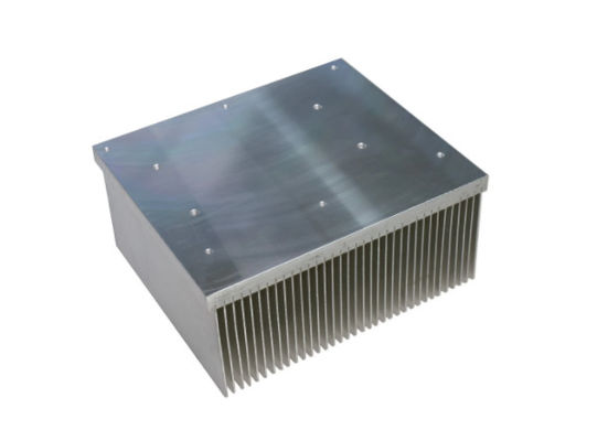 T66 a adapté les profils aux besoins du client en aluminium d'extrusion de radiateur de radiateur