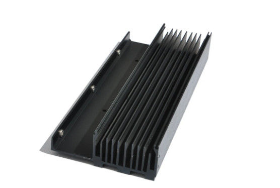 Extrusions anodisées de radiateur du refroidisseur d'eau grandes T4 T5