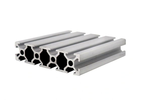 La chaîne de montage faite sur commande poudre de anodisation a peint les systèmes de encadrement d'extrusion en aluminium