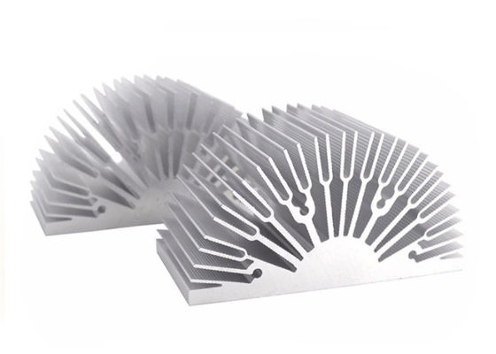 Profils adaptés aux besoins du client d'extrusion de radiateur du radiateur T66 Ca
