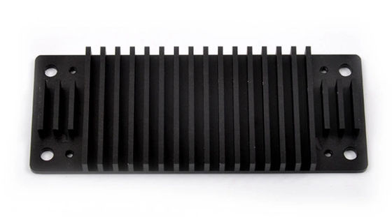 Le noir a anodisé 6005 profils d'extrusion du radiateur T6
