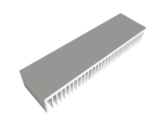 Profils en aluminium anodisés naturels d'extrusion de radiateur, radiateur en aluminium