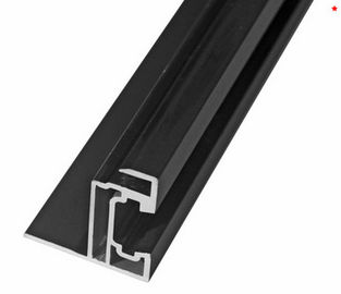 Cadre en aluminium noir de panneau solaire, profils en aluminium d'extrusion