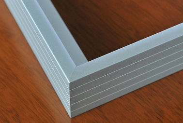 Cadres ISO9001 en aluminium pour les panneaux solaires, cadre solaire en aluminium