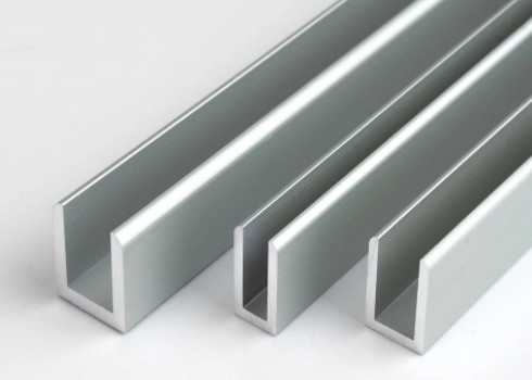 U forment le profil en aluminium d'extrusion saupoudrent la construction industrielle peinte